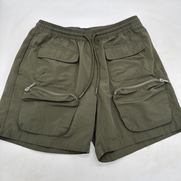 Forever 21 Other - Forever 21 Elastic Waist Shorts Men's Size M - Army Green Cargo Zip Pockets